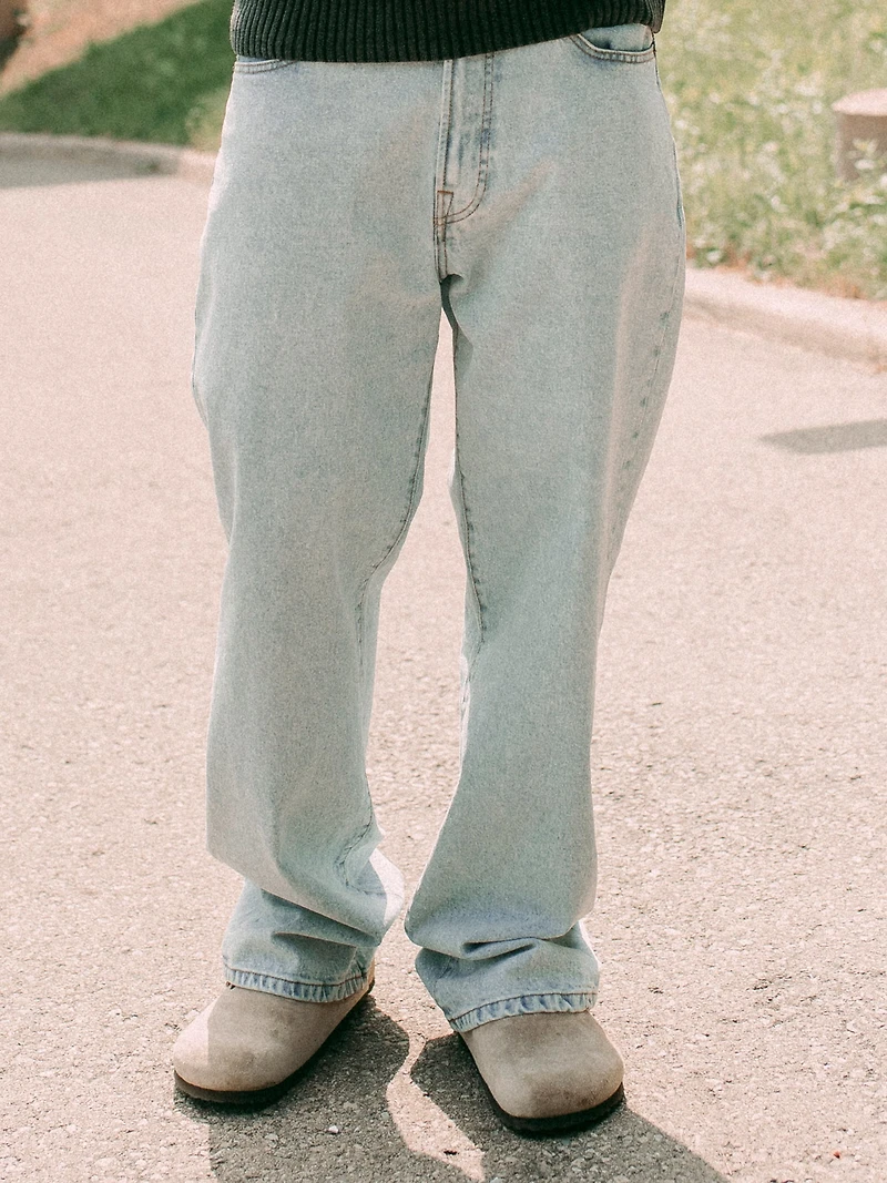 TAINTED BAGGY FIT DENIM - LIGHT WASH