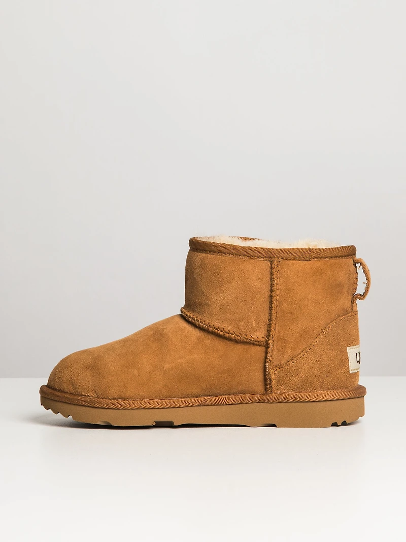 UGG CLASSIC MINI II POUR ENFANT