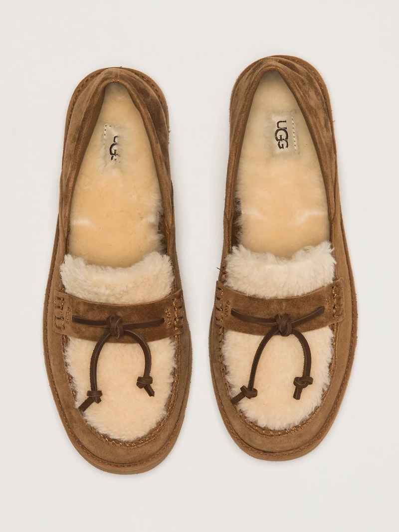 UGG ZORA LOAFER SLIP-ON - CHESTNUT