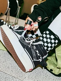 MENS VANS SK8 HI RECONSTRUCT