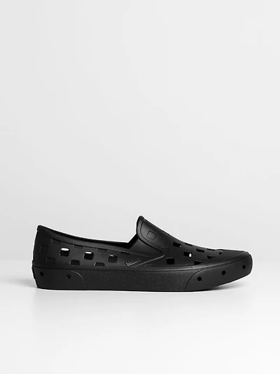 MENS VANS TREK SLIP-ON - CLEARANCE