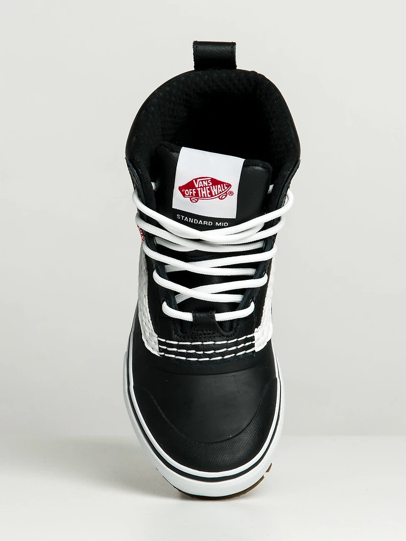 WOMENS VANS STANDARD MID SNOW MTE BOOT - CLEARANCE