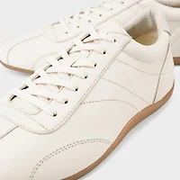 Hollie – La sportive stylé