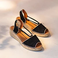 Bilda - La sandale compensée boho chic