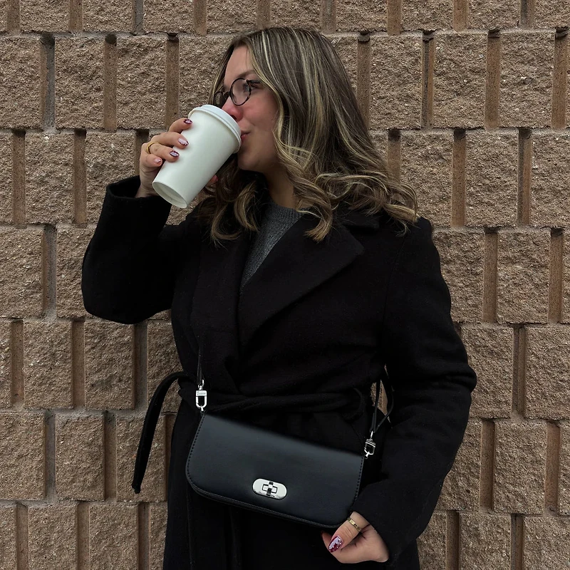 Le Dakota – Portefeuille à bandoulière 2-en-1 en cuir vegan