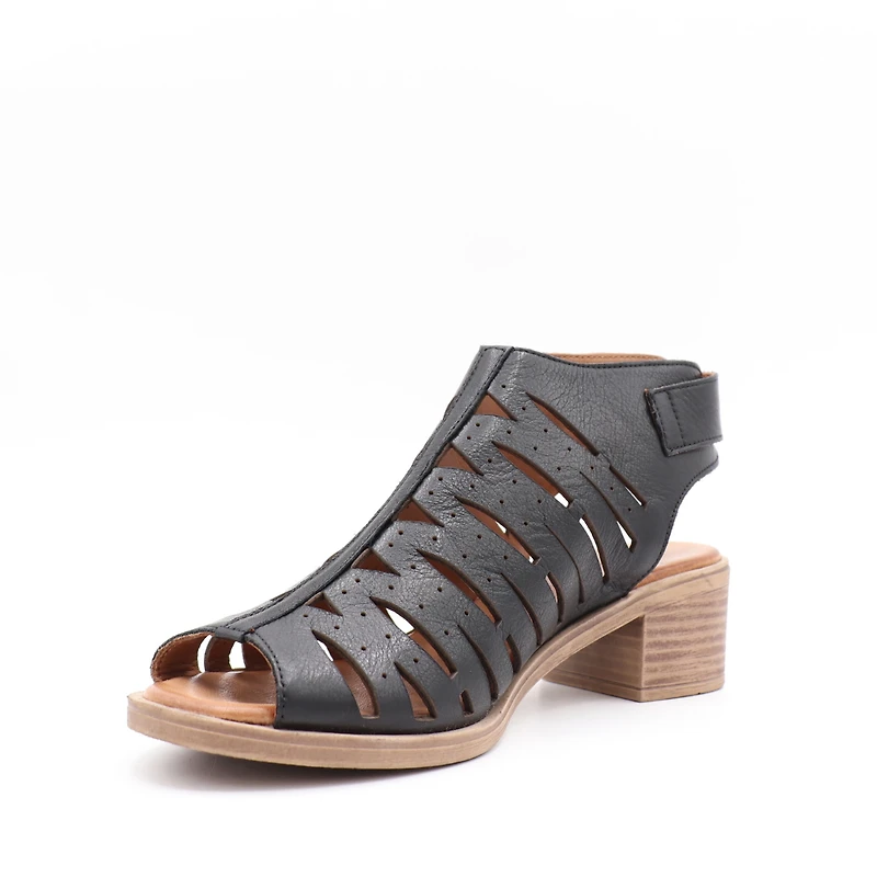 Sandale à Talon Janelle – Cuir Perforé & Confort Absolu