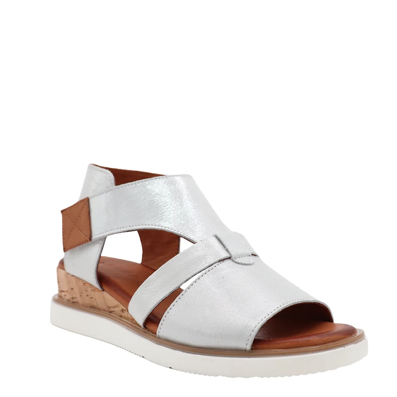 Carolina - La sandale compensée pratique et moderne