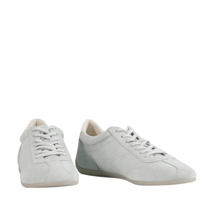 Hollie – La sportive stylé