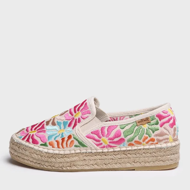 Pola - Quand l’art rencontre le confort