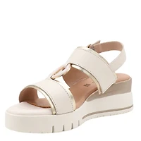 Praya - The modern sandal with ultimate comfort