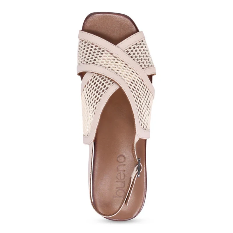 DEE - The minimalist sandal with a bold look