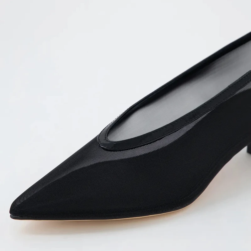 CIPPESH - Low-heeled pumps