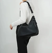 MEGAN - 6895