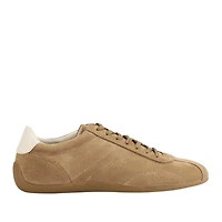 Hollie – La sportive stylé