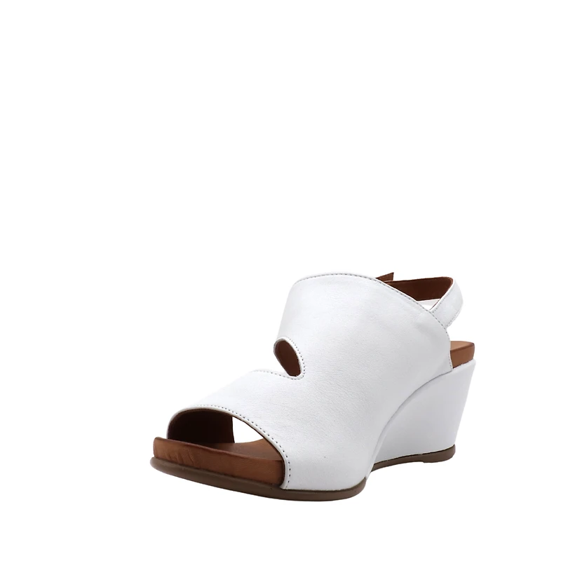 Lola - La sandale sophistiquée au design épuré