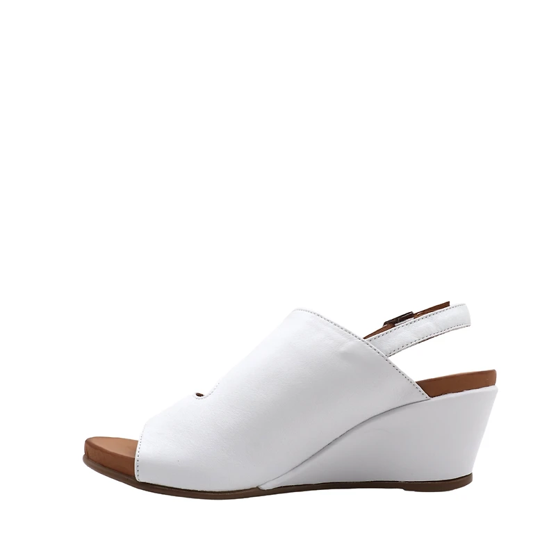 Lola - La sandale sophistiquée au design épuré