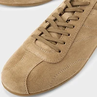 Hollie – La sportive stylé