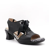 Pinkea - Élégance à l'européenne