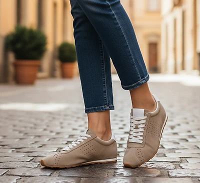 Alma – L'espadrille urbaine en suède