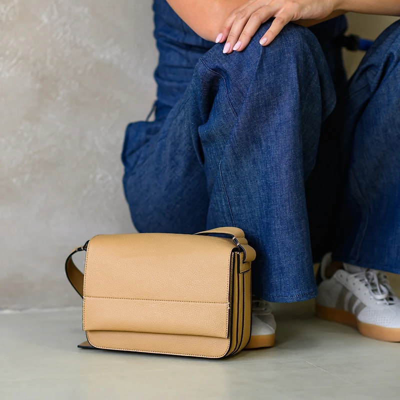 Farah.24 - Le sac à main à rabat