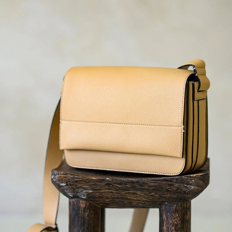 Farah.24 - Le sac à main à rabat