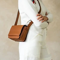 FARAH 24