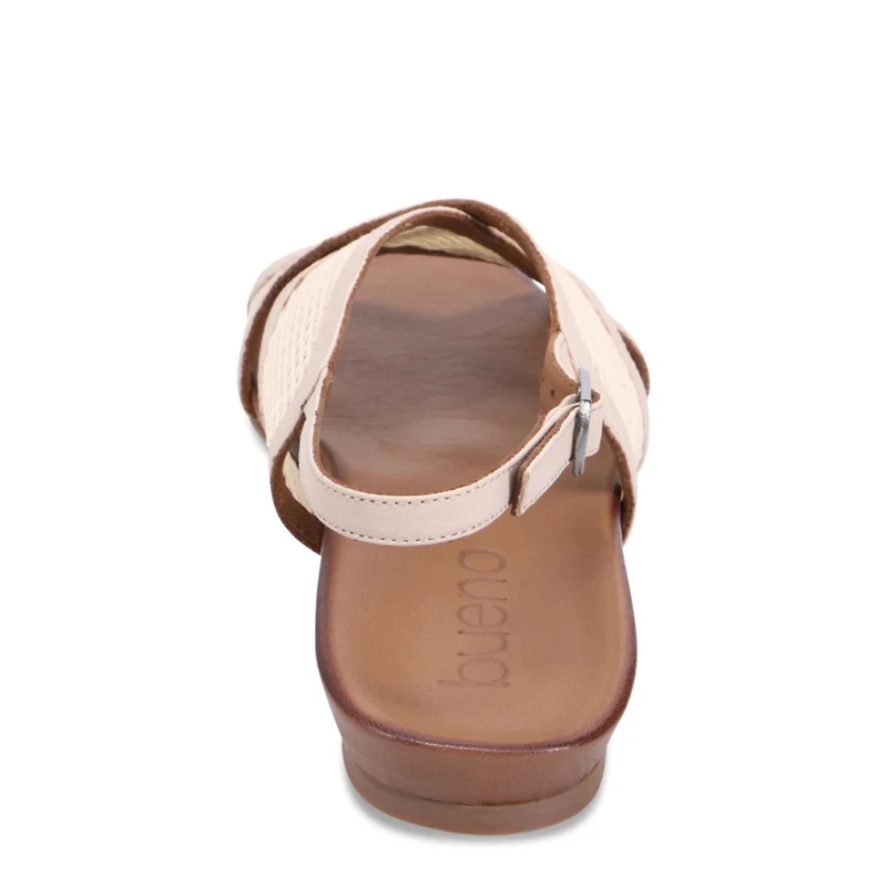 DEE - The minimalist sandal with a bold look