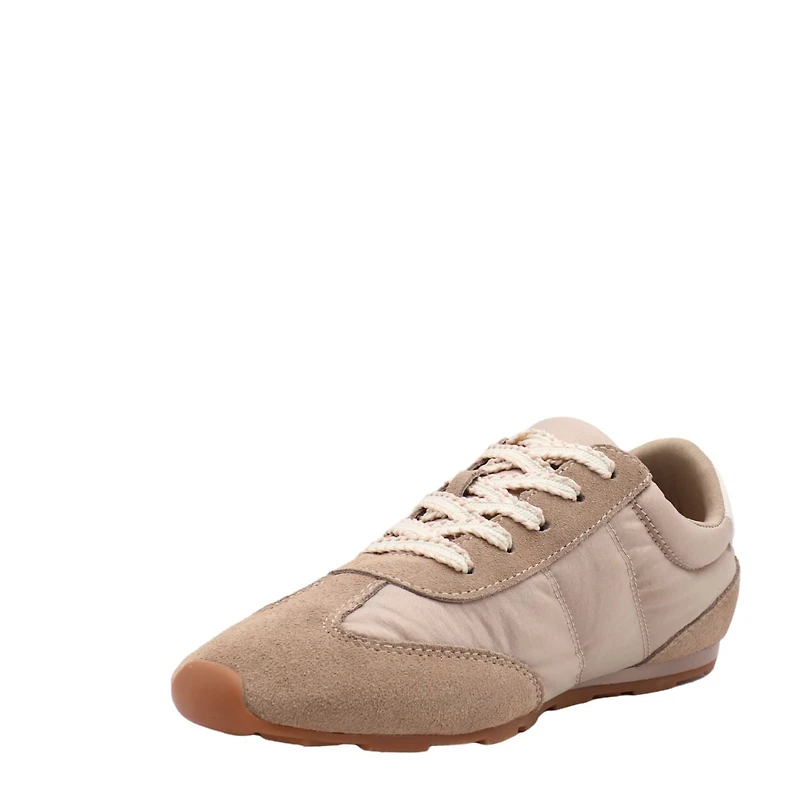 Carla - La chaussure sportive à l'allure chic