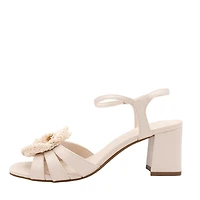 Sara - Feminine, elegant, and full of character