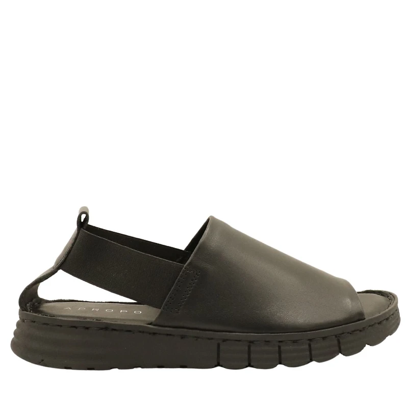 Pammy - The practical and stylish sandal