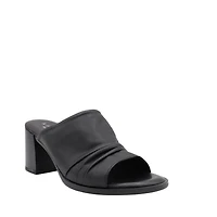 Petunia - La mule à talon haut