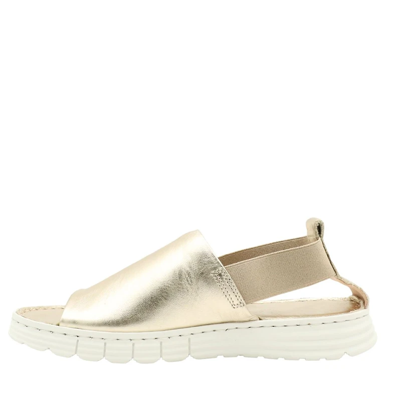 Pammy - The practical and stylish sandal
