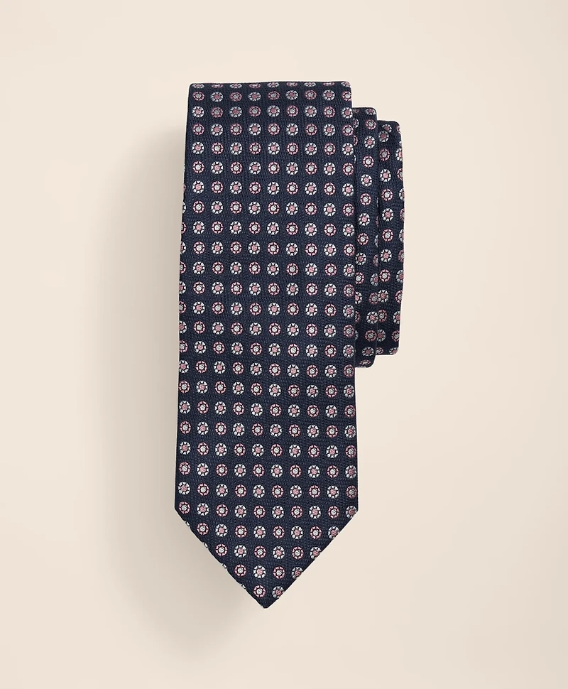 Silk Frame Circle Tie