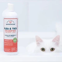 Wondercide - Flea & Tick Shampoo for Dogs + Cats - Plant Based with Cedarwood & Peppermint Oil