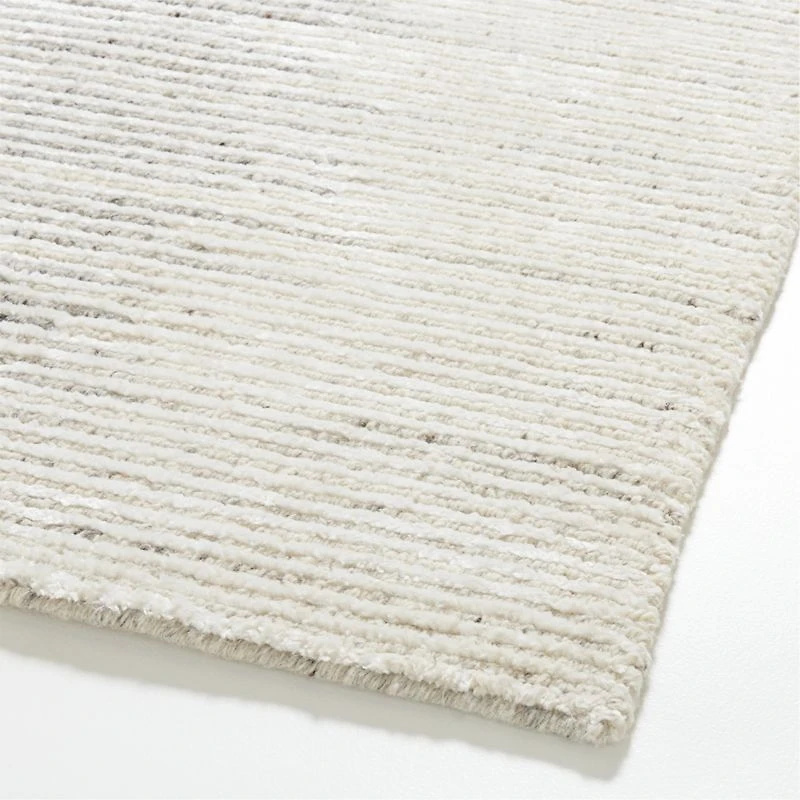 Antibes Wool and Viscose Hand-Knotted Grey Area Rug 6'x9'
