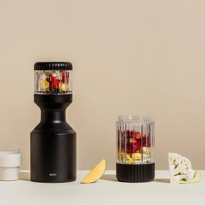 Beast® Blender Tonal in Carbon Black