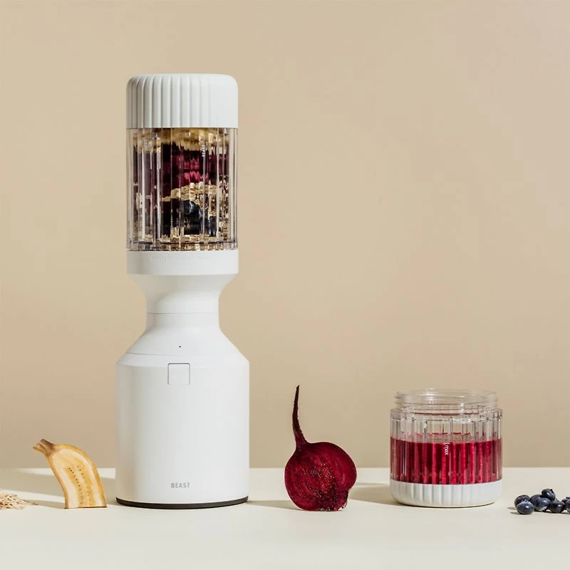 Beast® Blender Tonal in Cloud White