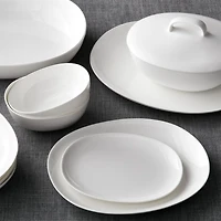 Bennett Oval Dinner Plate