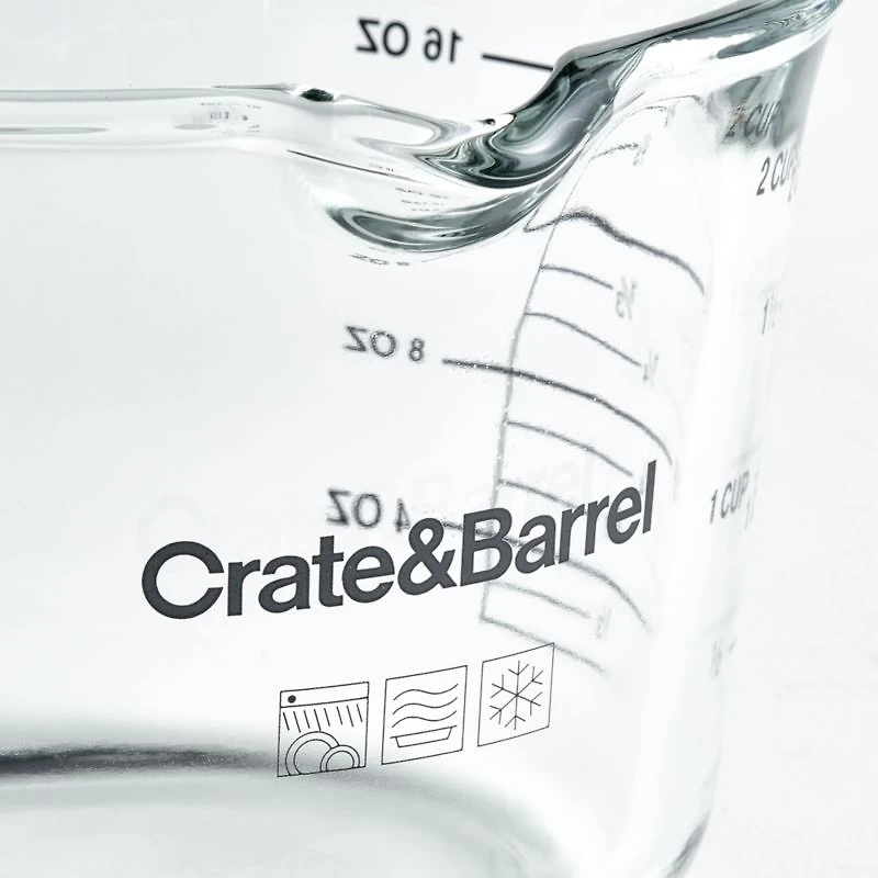Crate & Barrel 2-Cup Glass Measuring Cup