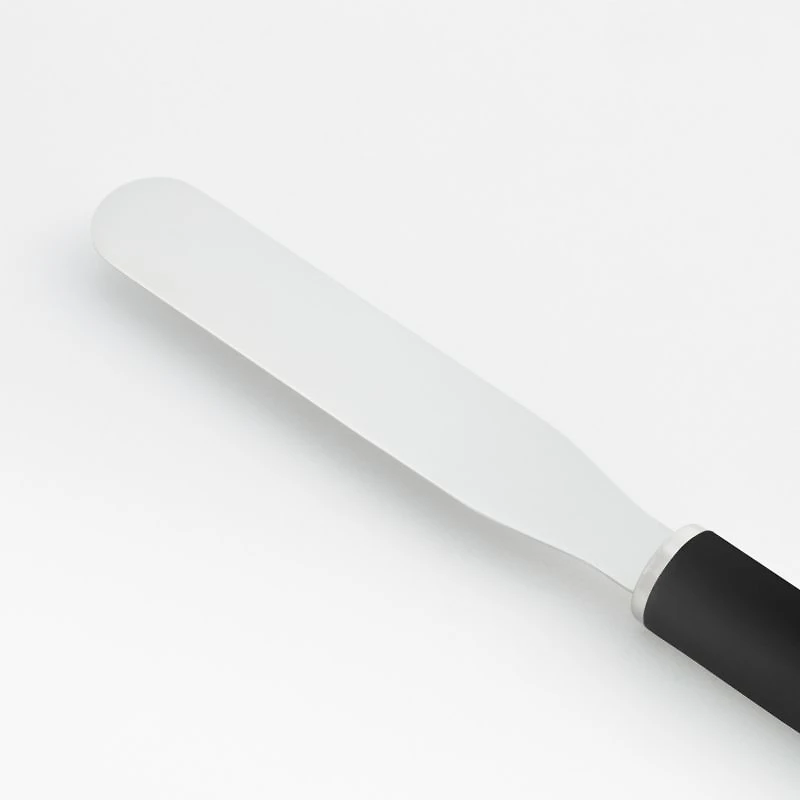 Crate & Barrel Soft-Touch Straight Icing Spatula