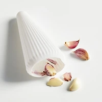 Chef'n ® GarlicCone ™ Garlic Peeler