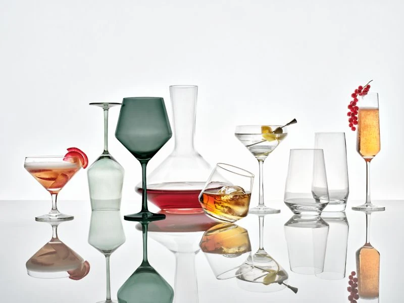 Schott Zwiesel Evergreen Tour 24-Oz. Red Wine Glass