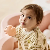 Baby and Toddler Flower Pop-Up Ball Pit with Flower Balls