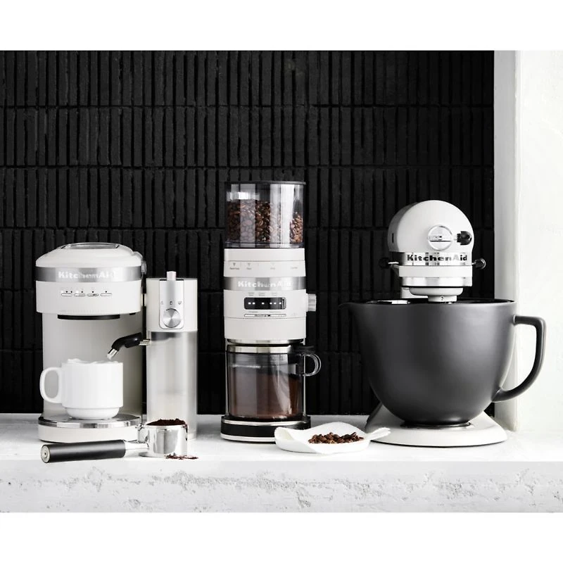 KitchenAid ® Matte Milkshake Burr Coffee Grinder