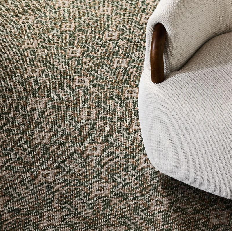 Cannes Wool Traditional Hand-Knotted Green Area Rug 12'x15'
