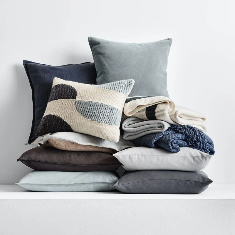 Albers Ribbed Knit 70"x55" Mist Blue Throw Blanket