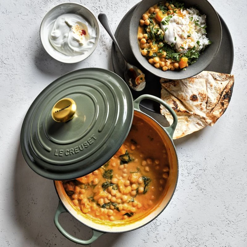 Le Creuset ® Signature 5.5-Qt. Thyme Enameled Cast Iron Round Dutch Oven