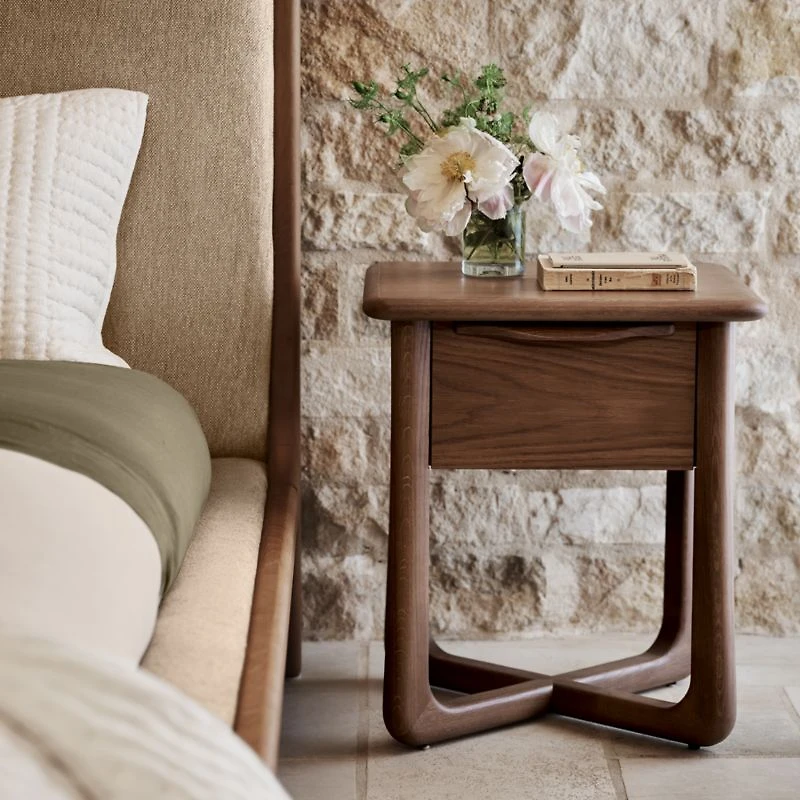 Alrik Brown Oak Wood Upholstered King Bed