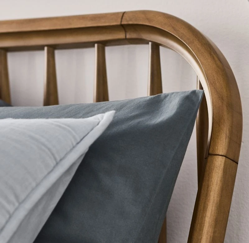 Bodie Spindle Flax Brown Wood Kids Full Bed