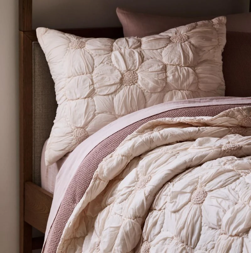 Flora Pink Tint Textured Organic Cotton Voile Kids Twin Quilt